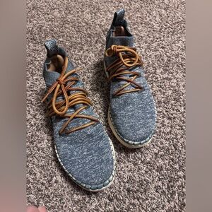 BrandBlack Delta knit shoe Shibori Blue Size 9